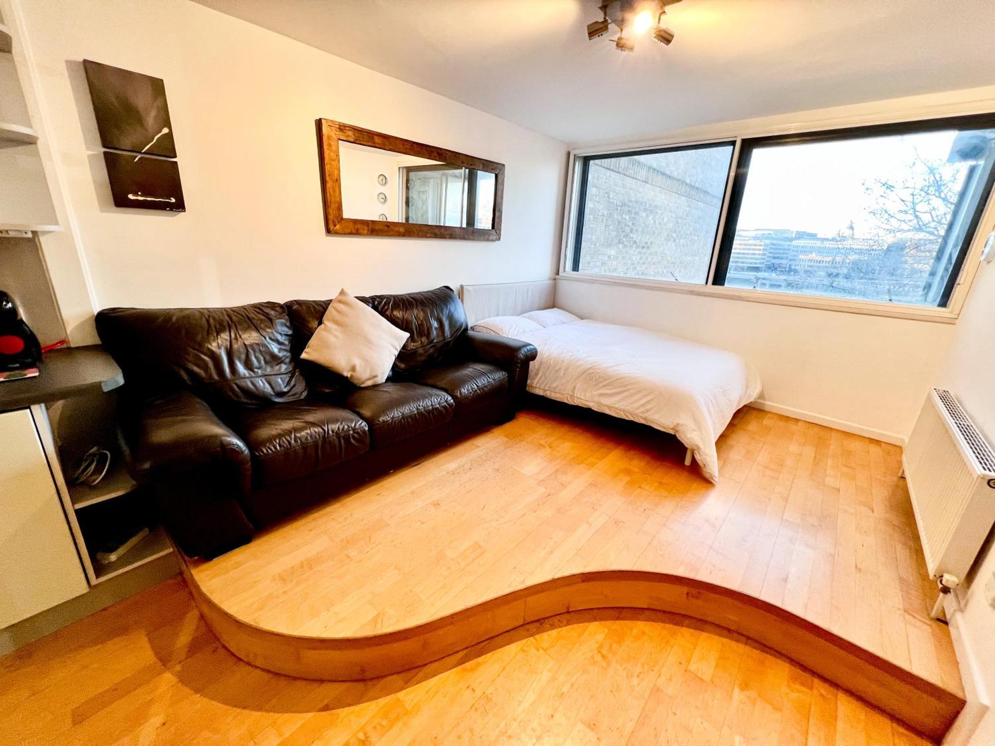 Great River Thames View Entire Apartment In The Most Central Лондон Екстериор снимка